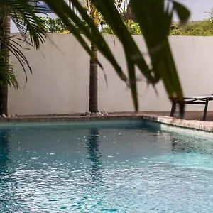 Major. Curacao Appartement